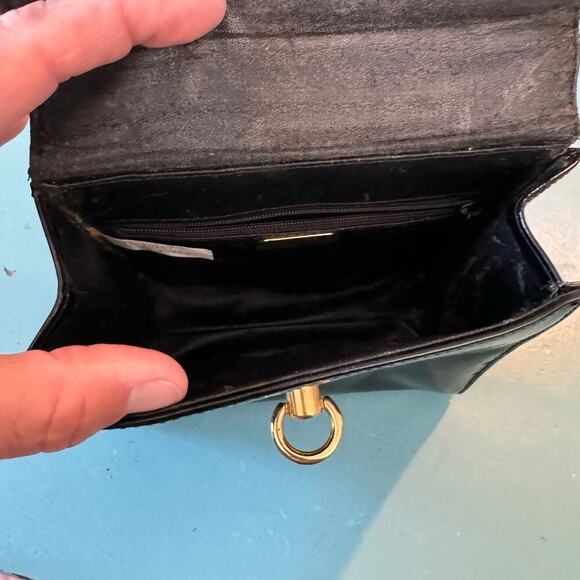 Vintage 1950's Bloomindales purse/bag, Black Patent Leather - Picture 9 of 9